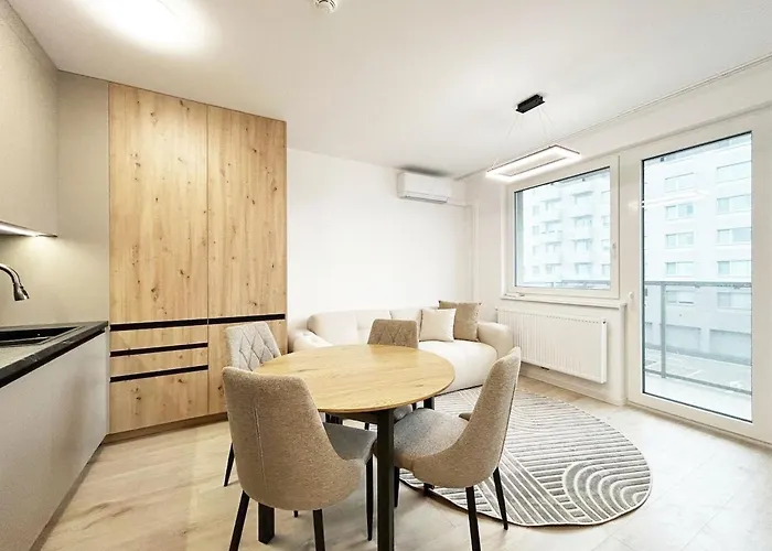 With Balcony Near Airport With Parking Bratislava